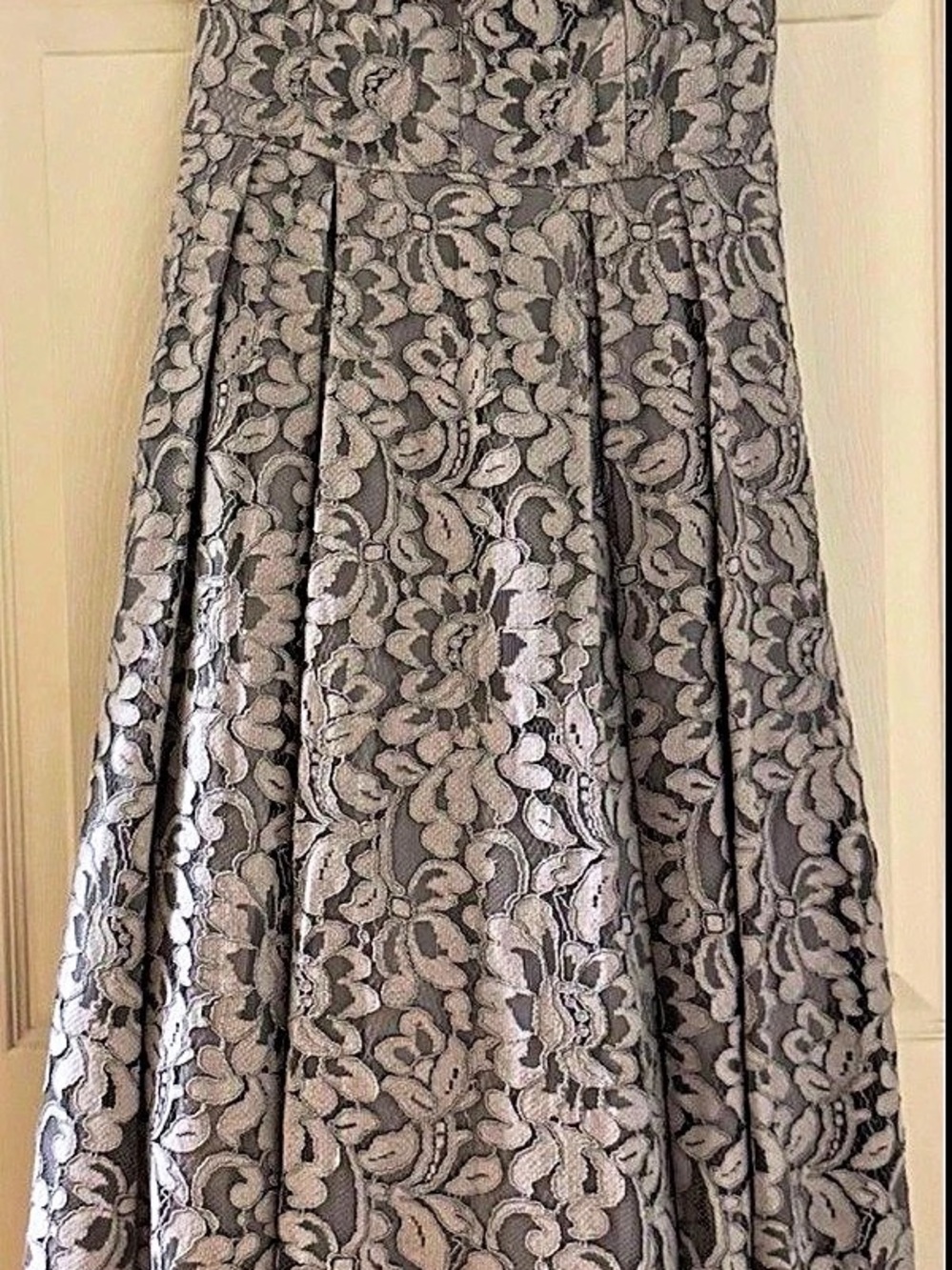 Eliza J Floral Lace Maxi Dress Gray Size 8 NWT